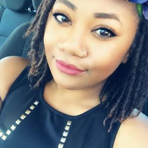 Meet your Posher, Bria